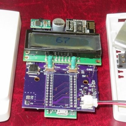Assembling the web connected thermostat